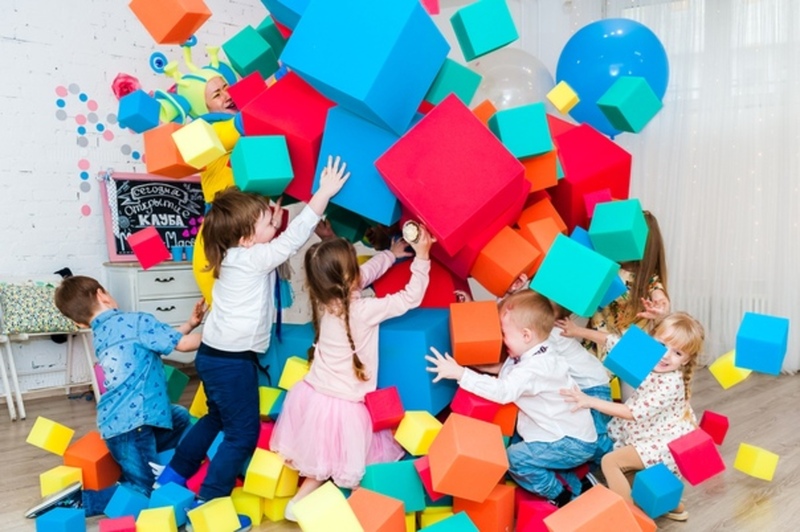 Поролоновое шоу "PLAY ROOM"