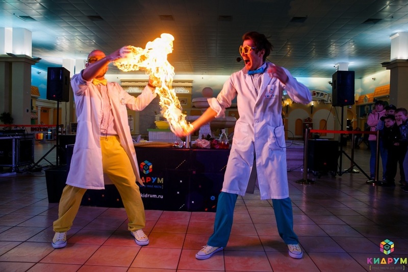 Научное шоу "Маленькие первооткрыватели"